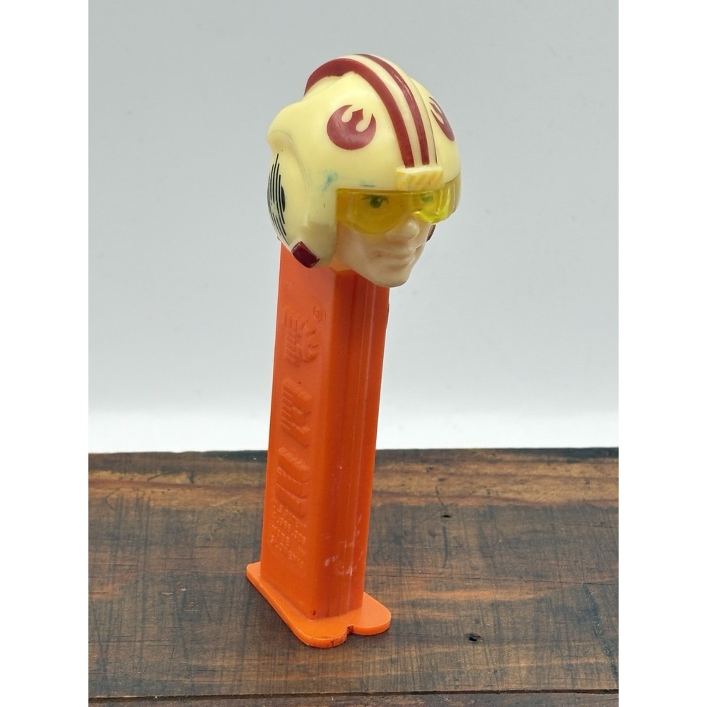 STAR WARS LUKE SKYWALKER X WING PILOT PEZ DISPENSER